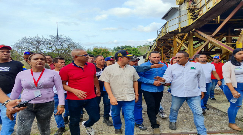 SUNAGRO visita Central Azucarero en el estado Sucre