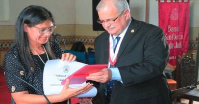 sesión solemne de la Academia de Historia del estado Carabobo, para otorgar el Premio Venezolano de Conservación del Patrimonio Histórico y Cultural a la Banda Sinfónica 24 de Junio por su centenario.