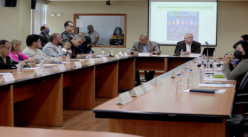 Proyecto de Ley de Energías Renovables y Alternativas ha recogido 546 propuestas de diferentes sectores