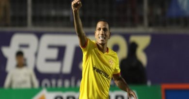 Rómulo Otero marca su primer gol con el Aucas de Ecuador