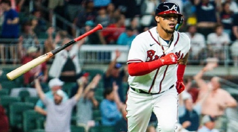 Orlando Arcia despachó su segundo jonrón de la temporada en triunfo de los Bravos