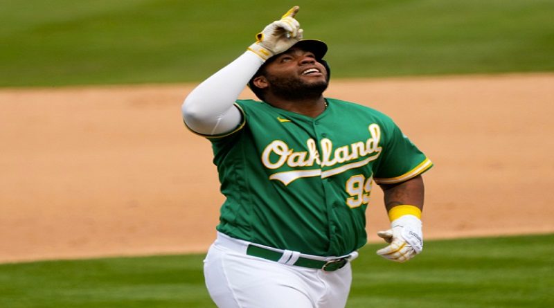 Criollo Jesús Aguilar despacha su primer bambinazo en la MLB