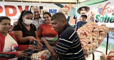 Favorecidas familias con distribución de alimentos en Portuguesa