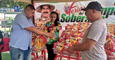 Favorecen a más de dos mil familias con le venta de alimentos en Barinas