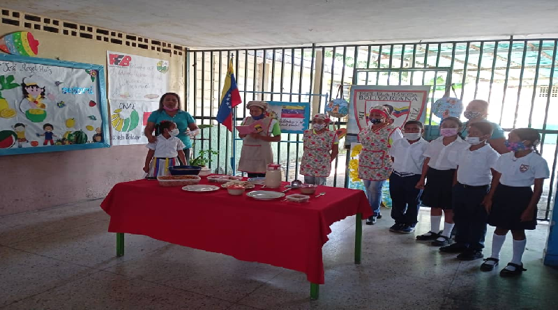 Realizan actividad “Una Ventana para la Gastronomía” en el estado Bolívar