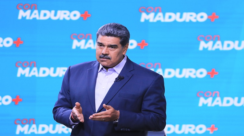 Jefe de Estado propone líneas de acción para fomentar el pensamiento crítico
