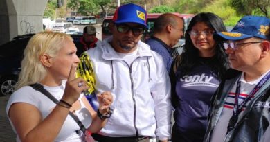 Cantv atiende reportes de usuarios en parroquias de Caracas