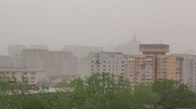 Extienden alerta por persistencia de tormentas de arena en China