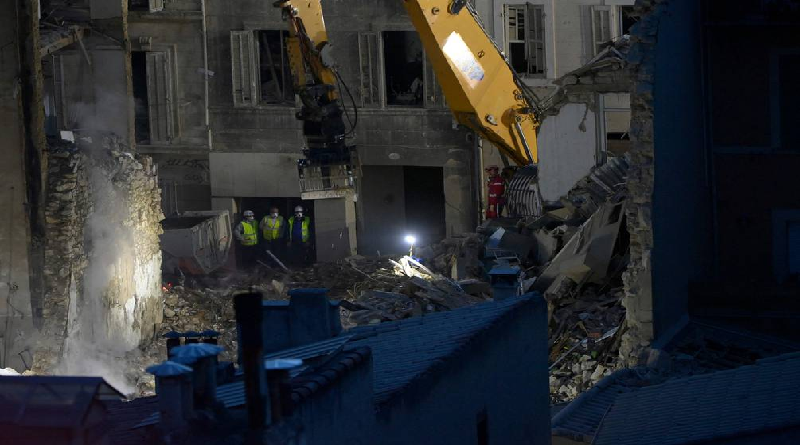 Fallecen dos personas por derrumbe de edificio en Francia