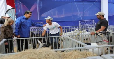 Presidente Maduro inaugura Expo Gobierno: 10 años de la victoria popular