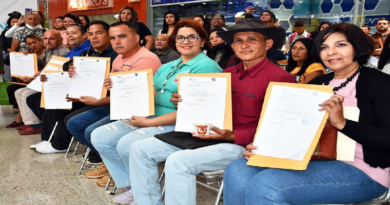 Otorgan registro mercantil a 368 emprendedores del estado Falcón