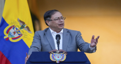 Presidente Gustavo Petro advierte sobre posible golpe de Estado