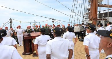 Jefe de Estado pide a tripulación del “Simón Bolívar” llevar en alto la moral de Venezuela ante el mundo