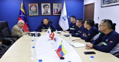 Realizan mesas de trabajo para mejorar calidad del servicio aéreo