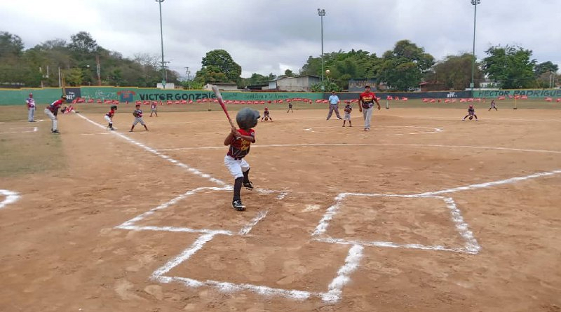 Inaugurarán Concentrado de Béisbol en el estadio Las Tuyerías