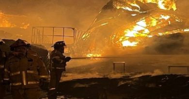 Controlan incendio en Central de Abastos de la capital mexicana