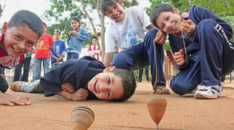 Más de 400 niños participan en Festival de Juegos Tradicionales 2023