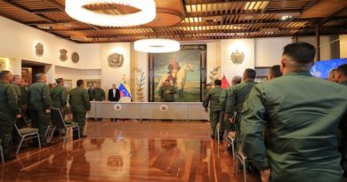 Presidente Maduro se reúne con Estado Mayor Superior Ampliado de la FANB