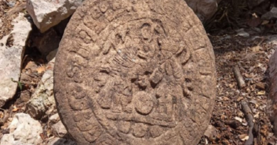 Descubren marcador de un juego de pelota maya de más de mil años de antigüedad