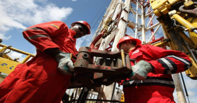 Presidente Maduro enaltece a los trabajadores de Industria Nacional del Hierro y Petróleo
