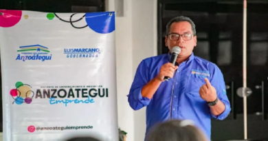 Trabajadores-publicos-reciben-taller-sobre-emprendimiento-en-Anzoategui