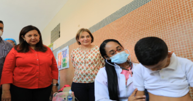 Realizan Mega Jornada de Vacunación en la U.E.B Gran Colombia de Caracas