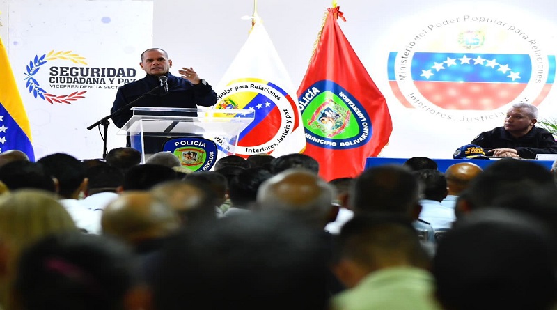 Realizan primer Foro Deontología, Ética y Compromiso en Formación Policial