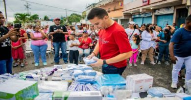 Habitantes de Charallave reciben servicio gratuito de salud