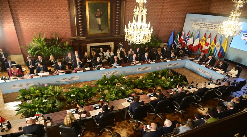 Venezuela toma nota de encuentro en Bogotá y reitera levantamiento de sanciones