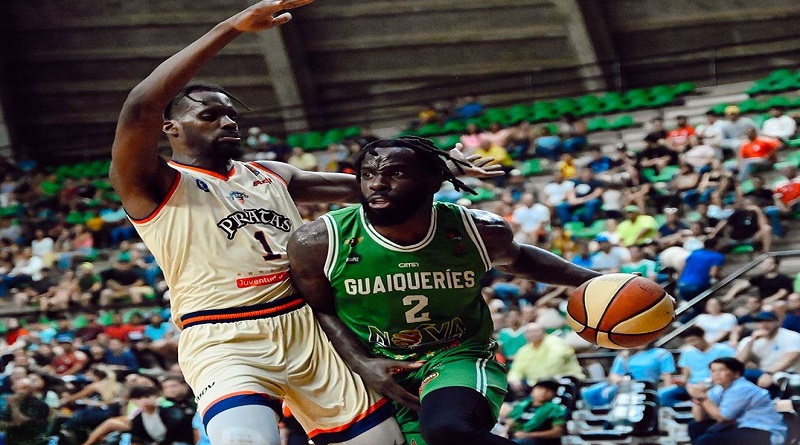 Piratas de La Guaira derrotan 80-77 al equipo de Guaiqueries de Margarita