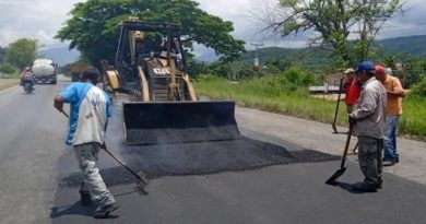 Realizan colocación de asfaltado en la troncal 007 en Trujillo