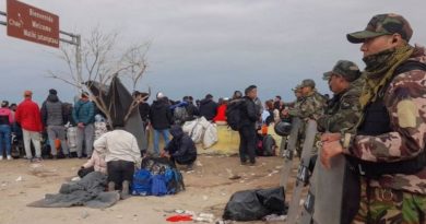 En la conocida como Línea de la Concordia, entre Chile y Perú, los migrantes están varados.
