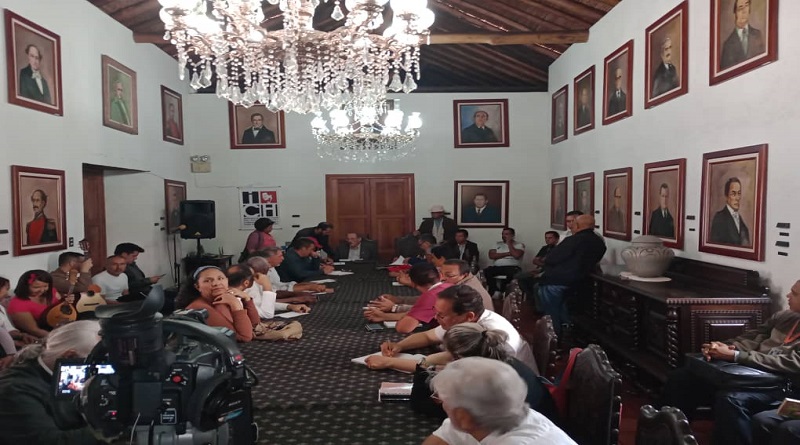 Conmemoran a Chávez Lector en el Dia Internacional del Libro en Mérida