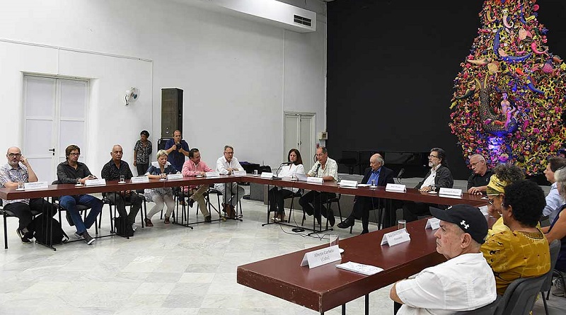 Poeta venezolano Gustavo Pereira inaugura en Cuba Premio Literario 2023