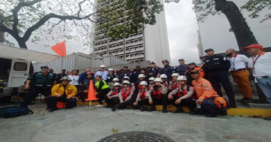 Cantv desarrolla simulacro antiincendios en su sede de Caracas