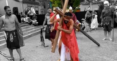 Más de 80 artistas en escena recrearon el Víacrucis de Cristo en Caracas