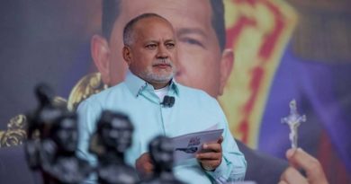 Diosdado Cabello resalta que ante los ataques, el pueblo ha respondido con dignidad