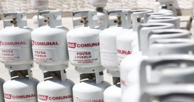 Entregan cilindros de gas doméstico en el estado Miranda