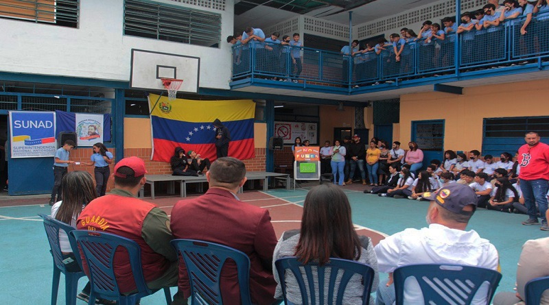 Sunad celebra Día Mundial Sin Tabaco con estudiantes en Caracas