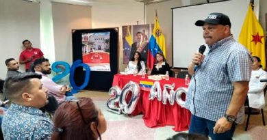 Trabajadores de Barrio Adentro Aragua reciben Normalización de Cargos y Clasificaciones