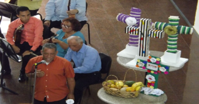 La Orquesta Típica Nacional conmemoró a la Cruz de Mayo
