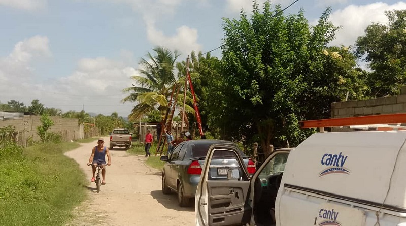 Familias de Valle de la Pascua recuperan servicios de Cantv