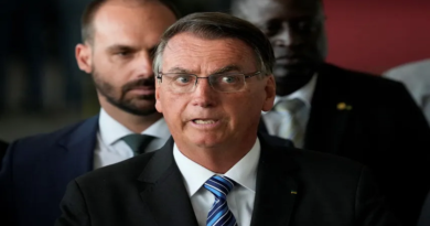 Policía Federal de Brasil allana casa de Bolsonaro