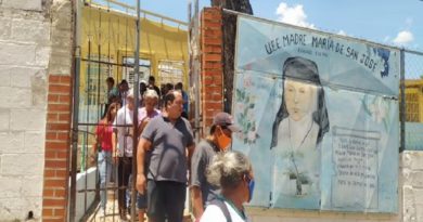 Rehabilitan la U.E.E. Madre María de San José en Las Tejerías