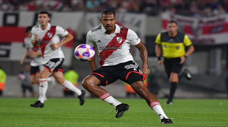 Salomón Rondón firmó contrato con el River Plate de Argentina