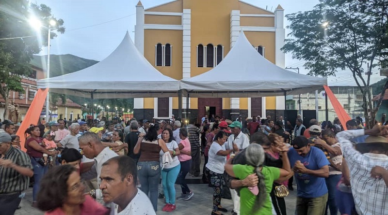 Celebran Gala de Joropo Central en Las Tejerías