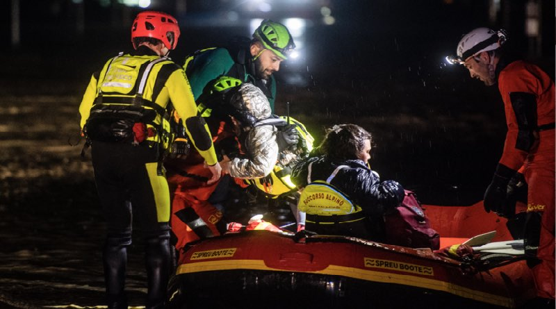 Elevan a 14 los fallecidos por lluvias torrenciales en Italia