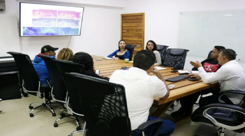 Desarrollan reunión para abordar diversos temas sobre crisis ambiental