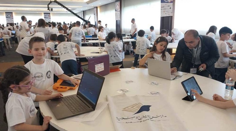 Líbano logra nuevo récord en instalación y programación de robots