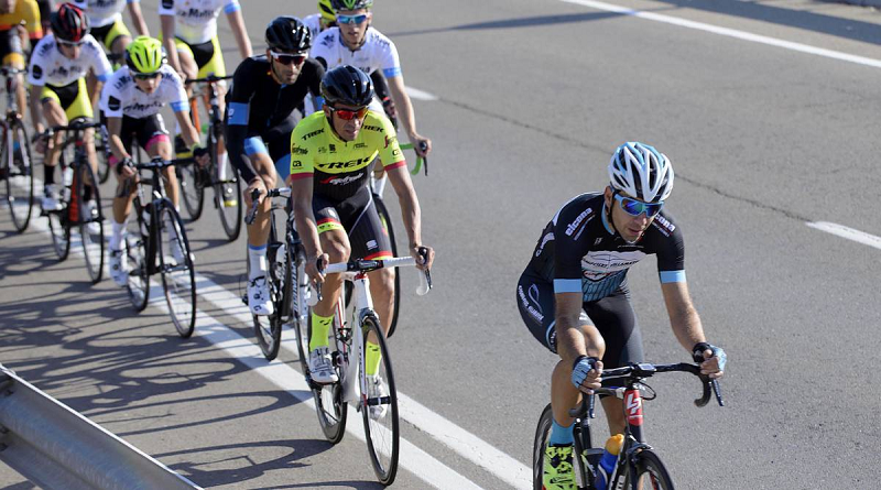 UCI prohíbe a atletas rusos y bielorrusos identificarse con sus países